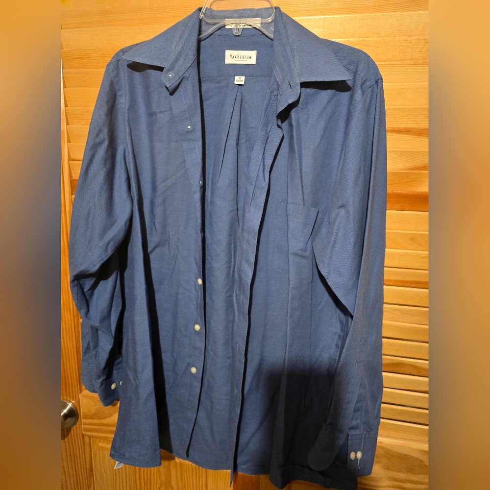Van Heusen Navy Blue Mens Dress Shirt 15 32/33